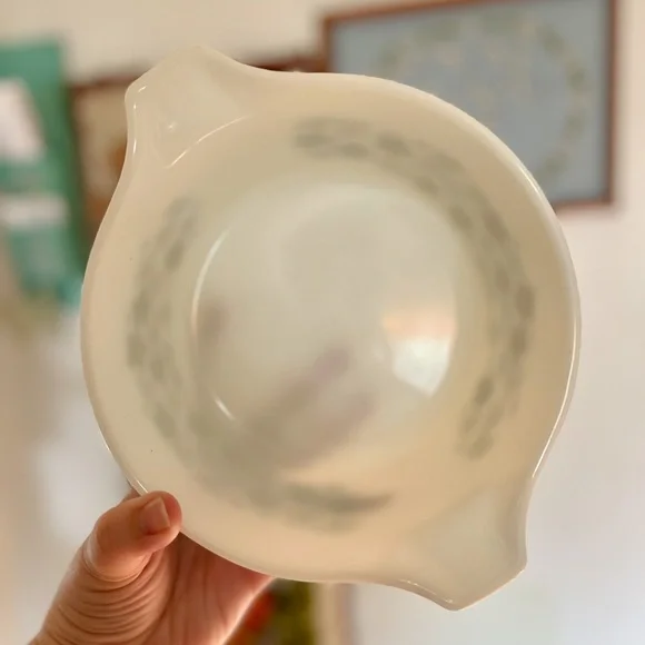 Spring Blossom Pyrex - Picture 3 of 5